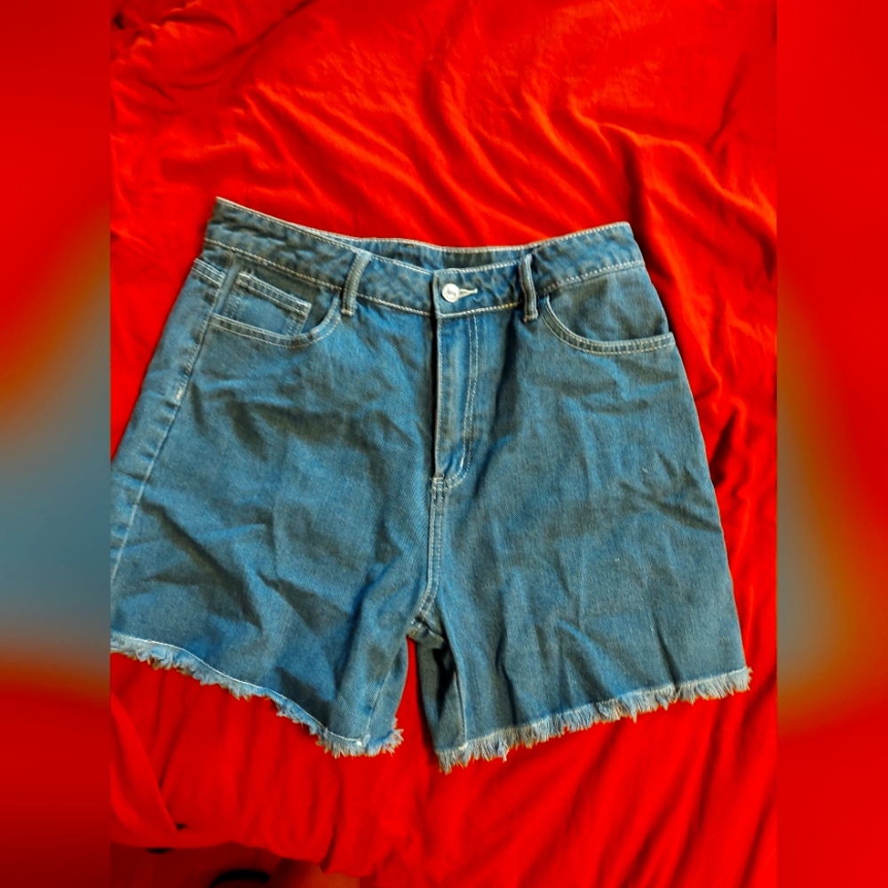 Cut off Jean shorts